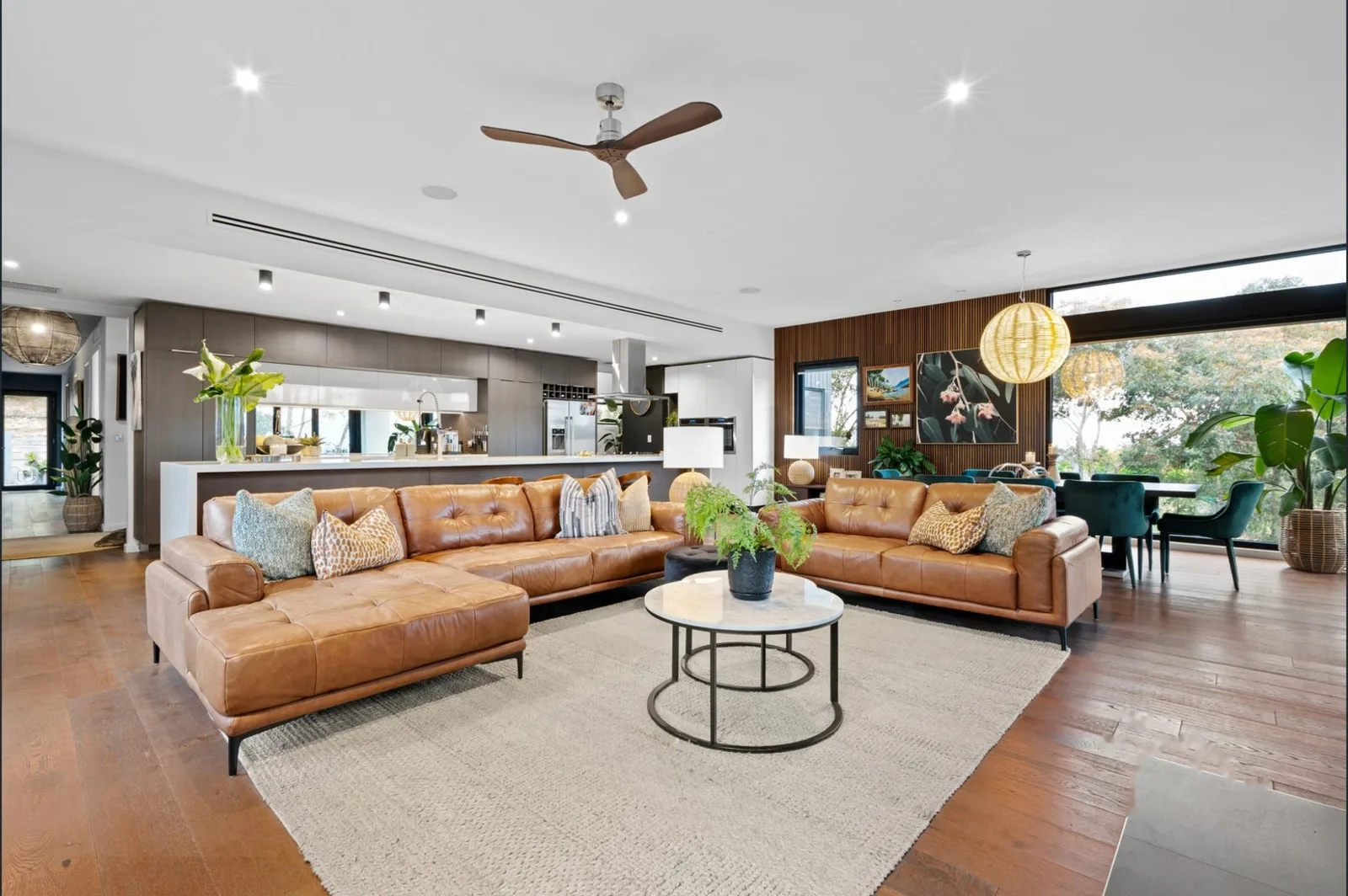 Yarrambat House — open-plan living and kitchen lighting project
