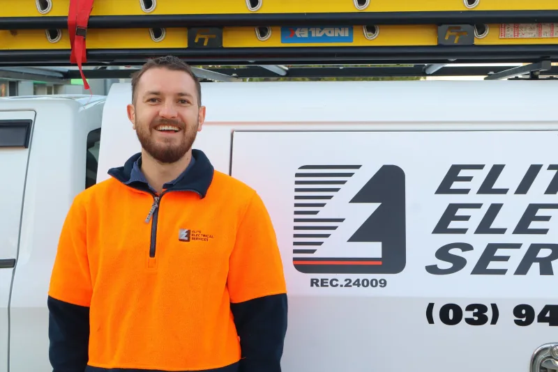 Luke, Electrician